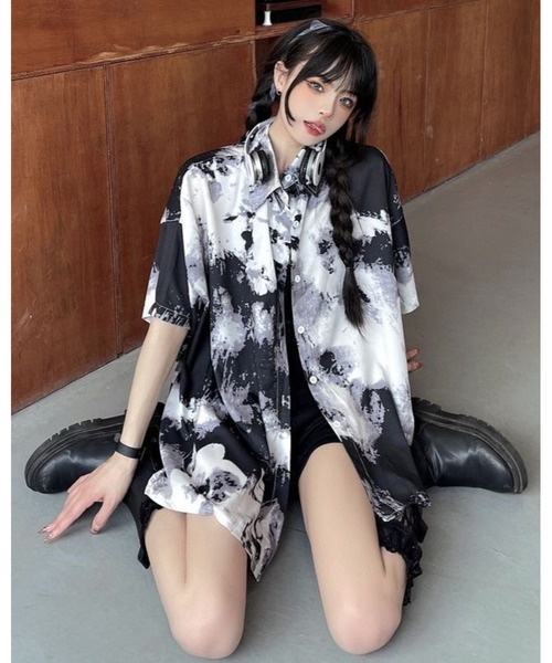 inst.ALL(インストール)の「モノトーンニュアンス柄半袖ルーズシャツ(シャツ/ブラウス・レディース・ホワイト×ブラック・M)」の11枚目の写真