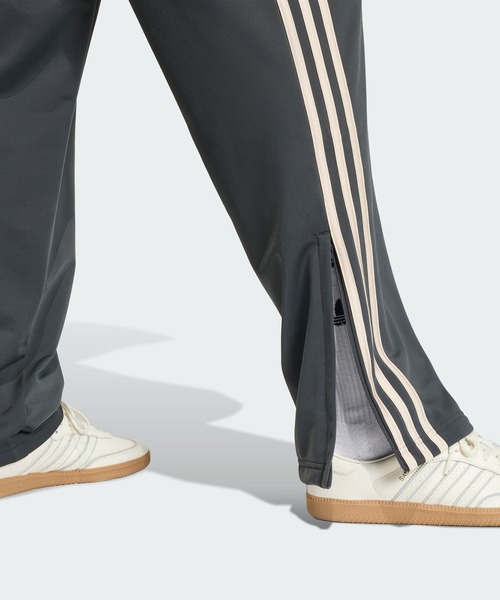 adidas（アディダス）の「ファイヤーバードトラックパンツ / アディダスオリジナルス adidas Originals（その他パンツ・メンズ・グレー・X-SMALL/3XL/LARGE/XX-LARGE/SMALL/MEDIUM/X-LARGE）」の4枚目の写真