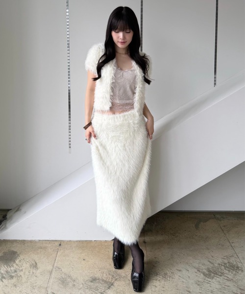 SENEE(セニー)の「front hook feather knit tops(フロントホックフェザーニットトップス)(ニット/セーター・レディース・グレー/アイボリー/ブラック・FREE)」の17枚目の写真