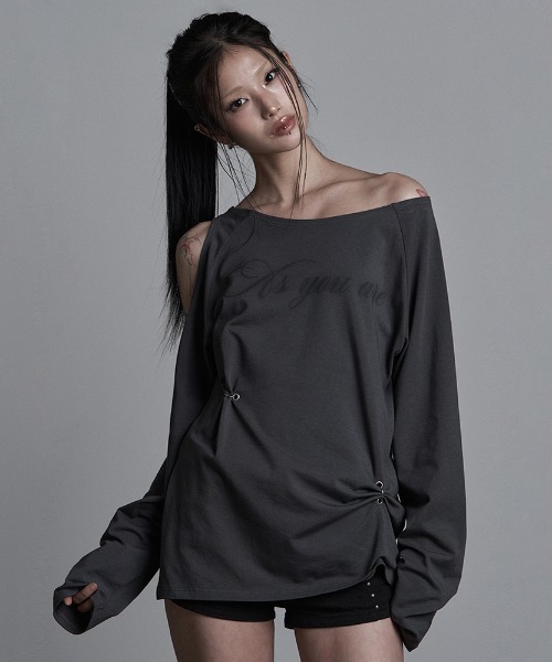 as you are(アズユーアー)の「◇ASYOUARE◇ブランド直輸入正規品/カットアウト ピアッシング ロング スリーブ CUT-OUT PIERCING LONG SLEEVE(Tシャツ/カットソー・レディース・ホワイト/チャコール・FREE)」の6枚目の写真