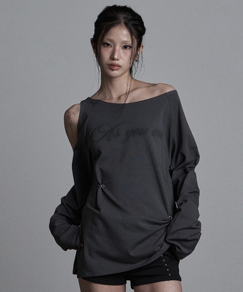 as you are(アズユーアー)の「◇ASYOUARE◇ブランド直輸入正規品/カットアウト ピアッシング ロング スリーブ CUT-OUT PIERCING LONG SLEEVE(Tシャツ/カットソー・レディース・ホワイト/チャコール・FREE)」の5枚目の写真