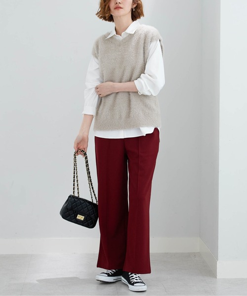 BELLUNA PLUS(ベルーナ)の「ラメシャギー素材Vネックニットベスト(ベスト・レディース・チャコール/ベージュ・X-LARGE/LARGE/MEDIUM)」の12枚目の写真