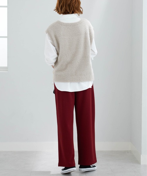 BELLUNA PLUS(ベルーナ)の「ラメシャギー素材Vネックニットベスト(ベスト・レディース・チャコール/ベージュ・X-LARGE/LARGE/MEDIUM)」の14枚目の写真