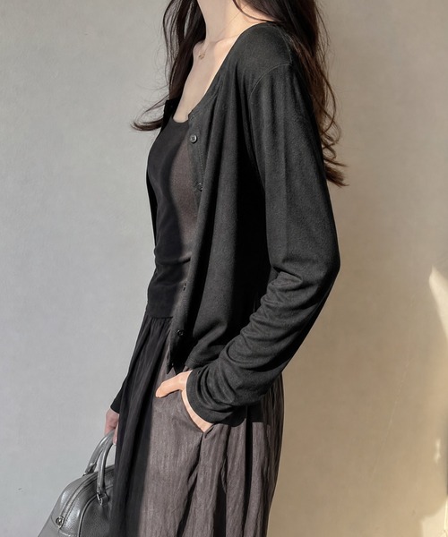 JOCOSA(ジョコサ)の「やわらかニットカーディガン(カーディガン/ボレロ・レディース・アイボリー/ネイビー/ブラック/ホワイト・M/L/XL/S)」の7枚目の写真
