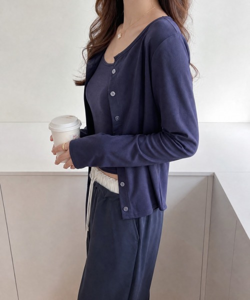 JOCOSA(ジョコサ)の「やわらかニットカーディガン(カーディガン/ボレロ・レディース・アイボリー/ネイビー/ブラック/ホワイト・M/L/XL/S)」の10枚目の写真