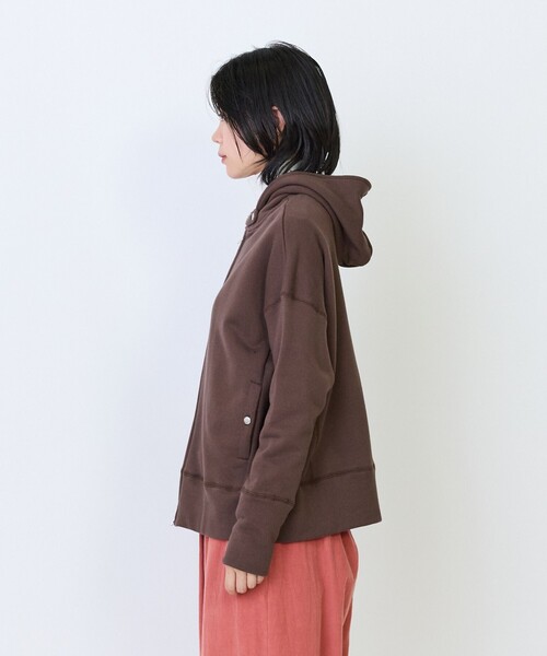 LOISIR(ロワズィール)の「度詰め裏毛ジップフーディ(Tシャツ/カットソー・レディース・ブラウン/ブラック/ベージュ・FREE)」の9枚目の写真