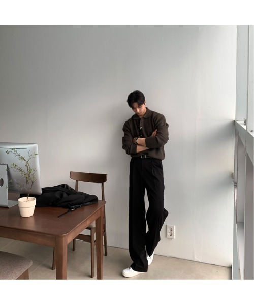 LOOKPLE(ルックプル)の「ワイドシルエット ワンタックスラックス(ウエストバックゴム仕様)(スラックス・メンズ・ブラック・MEDIUM/LARGE)」の7枚目の写真