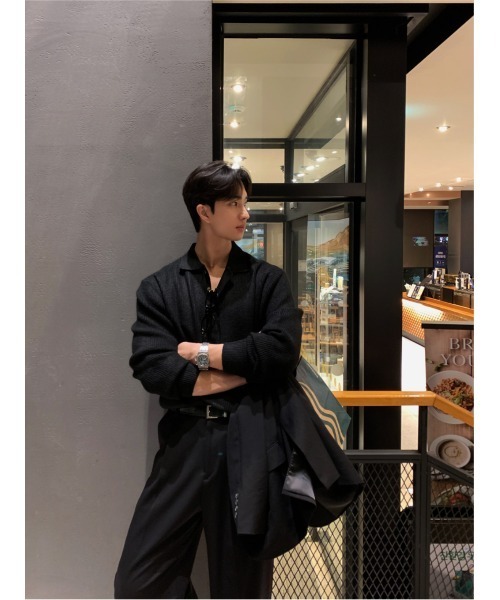 LOOKPLE(ルックプル)の「ワイドシルエット ワンタックスラックス(ウエストバックゴム仕様)(スラックス・メンズ・ブラック・MEDIUM/LARGE)」の11枚目の写真