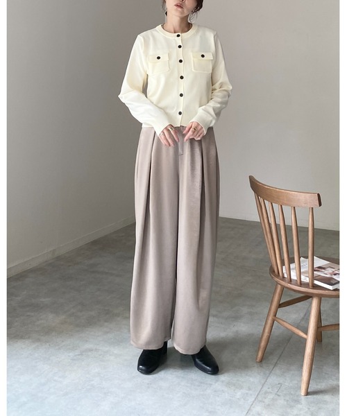 She's Closet(シーズクローゼット)の「長袖 フロント 胸ポケット 配色ボタン ショートニットカーディガン(カーディガン/ボレロ・レディース・ピンク/ブラック/チャコールグレー/アイボリー/ブラウン・FREE)」の13枚目の写真