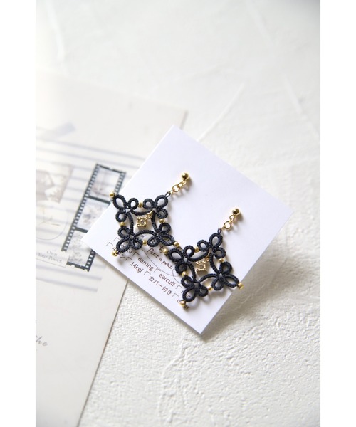 tone(トーン)の「【ぷちたぷち】カットガラス ひし形レースピアス(MA)(ピアス(両耳用)・レディース・ブラック・FREE)」の2枚目の写真