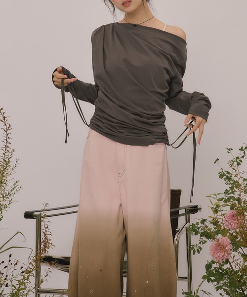 loin nuit(ロワンニュイ)の「asymmetry gathering draped tops / アシンメトリーギャザードレープトップス(Tシャツ/カットソー・レディース・チャコールグレー/カーキ・FREE)」の13枚目の写真