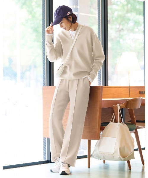 DoCLASSE（ ドゥクラッセ）の「ライトダンボールニット・構築プルオーバー（Tシャツ/カットソー・レディース・チャコール/ライトグレー/グレー/バーガンディー/ネイビー・S/M/L/XL/XXL）」の2枚目の写真