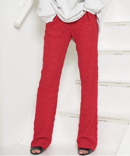 OFROOM(オフルーム)の「【2026秋冬新作】Shirring Flare Pants|シャーリングフレアパンツ(その他パンツ・レディース・ブラック/レッド/ブルー/マスタード/ブラウン・FREE)」の5枚目の写真