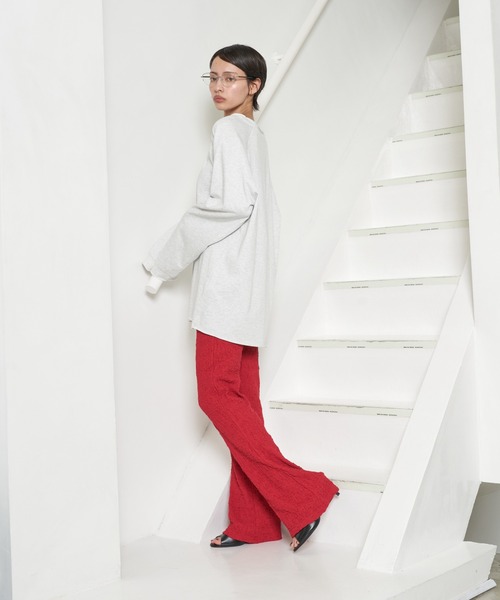 OFROOM(オフルーム)の「【2026秋冬新作】Shirring Flare Pants|シャーリングフレアパンツ(その他パンツ・レディース・ブラック/レッド/ブルー/マスタード/ブラウン・FREE)」の6枚目の写真