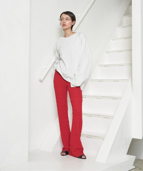 OFROOM(オフルーム)の「【2026秋冬新作】Shirring Flare Pants|シャーリングフレアパンツ(その他パンツ・レディース・ブラック/レッド/ブルー/マスタード/ブラウン・FREE)」の8枚目の写真