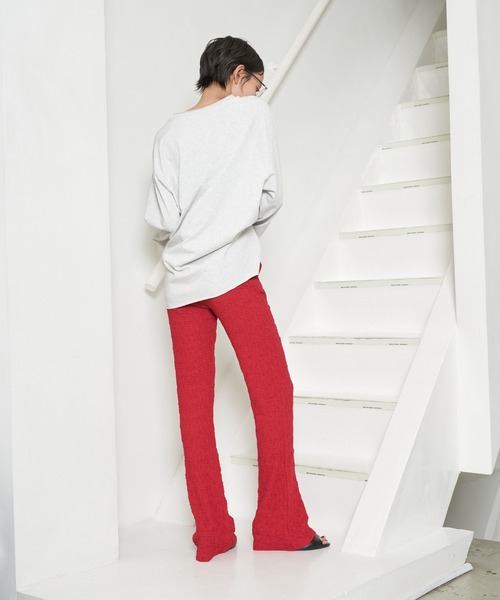 OFROOM(オフルーム)の「【2026秋冬新作】Shirring Flare Pants|シャーリングフレアパンツ(その他パンツ・レディース・ブラック/レッド/ブルー/マスタード/ブラウン・FREE)」の16枚目の写真