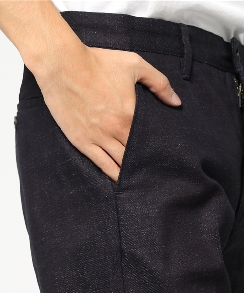 Levi's Made & Crafted（リーバイスメイドアンドクラフテッド）の「LEVI'S(R) MADE&CRAFTED(TM) チノパンツ ブルー AFTER THOUGHT XX（デニムパンツ・メンズ・ブルー・W34 L32/W29 L32/W30 L32/W32 L32/W33 L32/W28 L32/W31 L32）」の7枚目の写真