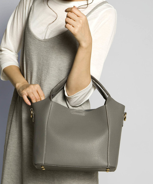 PLAIN CLOTHING（プレーンクロージング）の「サブバッグ付きミドルトートバッグ/ショルダーバッグ【PLAIN CLOTHING】（トートバッグ・レディース・ブラック/ベージュ/ネイビー/グレー・FREE）」の21枚目の写真