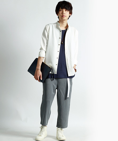 MONO-MART(モノマート)の「ワッフル編みオーバーロングタンクトップ/サイドスリットヘムライン(タンクトップ・メンズ・チャコール/ブラック/アイボリー/カーキ/ネイビー/ヘザーグレー/ベージュ/ブラウン系その他/バーガンディー/ブルーグリーン/キャメル/スモークピンク・L/XL/M)」の17枚目の写真