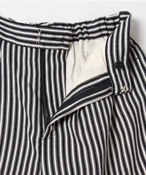 MOUSSY（マウジー）の「STRIPE PANTS（その他パンツ・レディース・ベージュ系その他/ダークネイビー・1/2）」の11枚目の写真