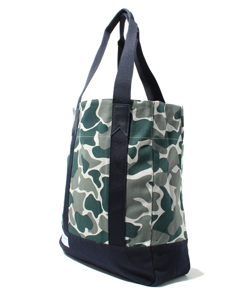 adidas Originals（アディダスオリジナルス）の「アディダス カモ柄 トート <TOTE BAG>（トートバッグ・メンズ・カモフラージュ・ONE SIZE）」の2枚目の写真