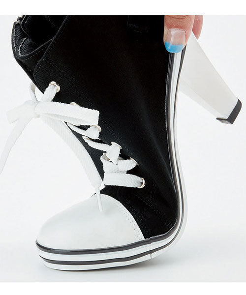 GeeRA(ジーラ)の「ヒールスニーカー(スニーカー・レディース・ホワイト/ブラック/ブラック×ホワイト・SMALL/MEDIUM/LARGE/X-LARGE)」の6枚目の写真