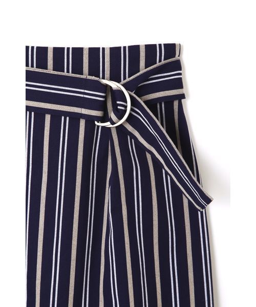 NATURAL BEAUTY BASIC（ナチュラルビューティーベーシック）の「◆ストライプストレートスカート（スカート・レディース・ベージュ系その他/ダークネイビー・MEDIUM/SMALL/X-SMALL）」の4枚目の写真