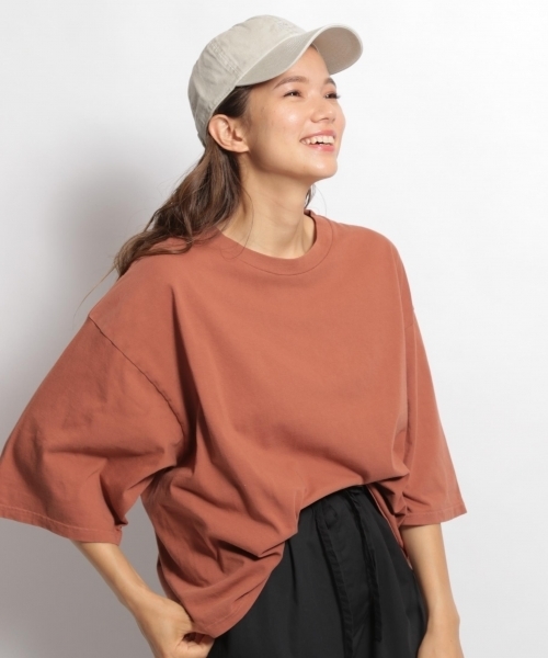 niko and...(ニコアンド)の「トリプルXLピースダイTシャツ(Tシャツ/カットソー・レディース・ホワイト/ライトブルー/ブラック/ブラウン/ライトベージュ・FREE)」の4枚目の写真