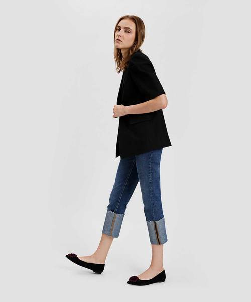 CHARLES & KEITH（チャールズ & キース）の「ファーリーフローラルディテールバレリーナ / FURRY FLORAL DETAIL BALLERINAS（バレエシューズ・レディース・ブラック/レッド/ゴールド系その他・22.5cm/23cm/23.5cm/24.5cm/25cm/25.5cm）」の9枚目の写真