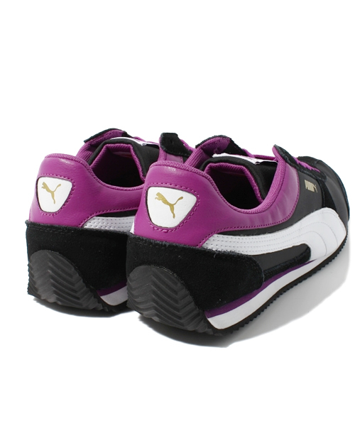 PUMA（プーマ）の「プーマアレイ (WOMEN)（スニーカー・レディース・ブラック/グレー・22.5cm/23cm/23.5cm/24cm/24.5cm/25cm/25.5cm）」の5枚目の写真