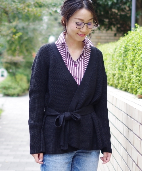 NARACAMICIE（ナラカミーチェ）の「フレアーヘムビックシルエットVカーディガン（カーディガン/ボレロ・レディース・ブラック/ブラウン・MEDIUM/X-LARGE）」の16枚目の写真