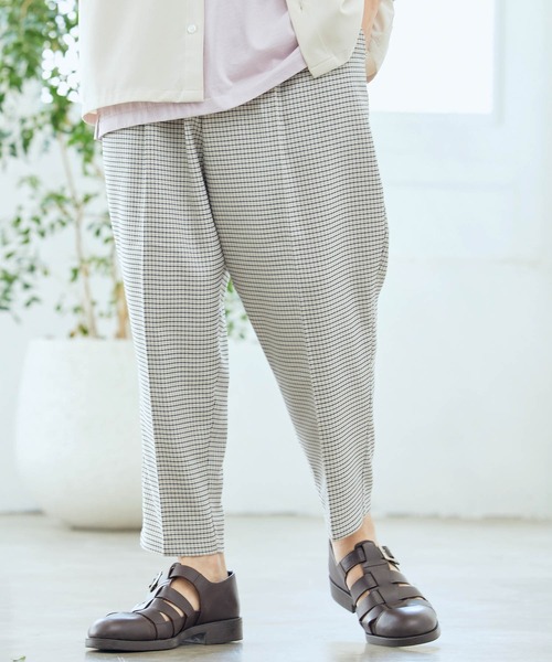 MONO-MART(モノマート)の「TRタックワイドパンツ テーパードスラックス/アンクルワイドシルエット(MONO-MART)(スラックス・メンズ・チャコールグレー/ブラック/ネイビー/モカ/グレー系その他/ベージュ系その他/キャメル/グレー系その他2/ベージュ系その他3/ベージュ系その他2・S/M/L)」の6枚目の写真