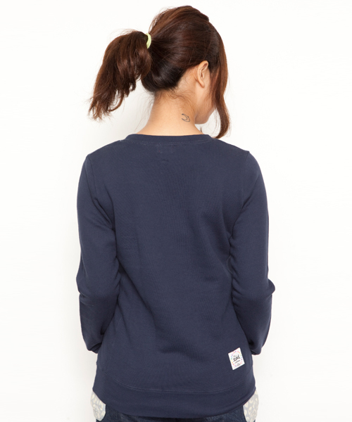 X-girl(エックスガール)の「BASIC SWEAT TOP(スウェット・レディース・ブラック/アッシュグレー/ピンク/イエロー/ネイビー・1/2)」の7枚目の写真