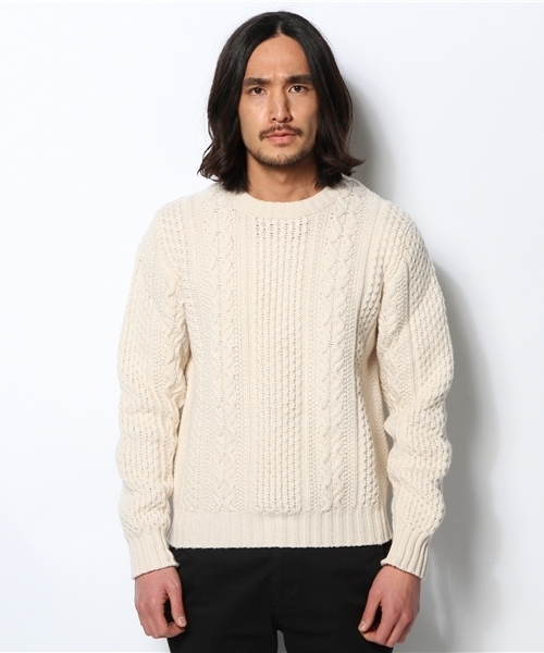 SHIPS（シップス）の「GLENMAC: GEELOMG アラン クルーネック（ニット/セーター・メンズ・ベージュ/ネイビー・40/38）」の4枚目の写真