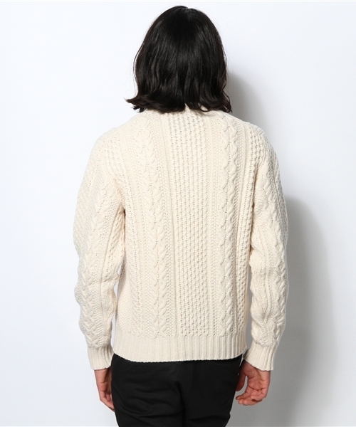 SHIPS（シップス）の「GLENMAC: GEELOMG アラン クルーネック（ニット/セーター・メンズ・ベージュ/ネイビー・40/38）」の6枚目の写真