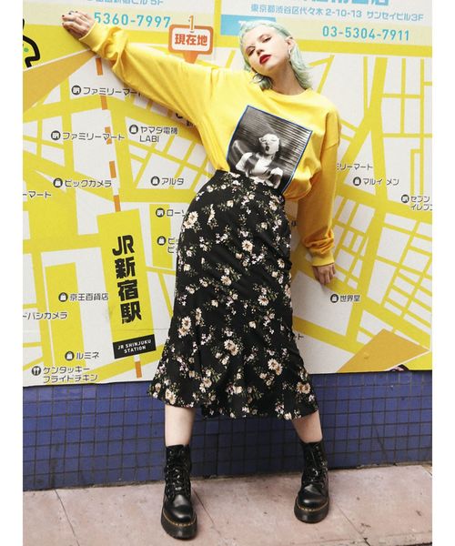 jouetie（ジュエティ）の「ガールフォトロンT（Tシャツ/カットソー・レディース・オフホワイト/ブラック/イエロー・MEDIUM）」の4枚目の写真