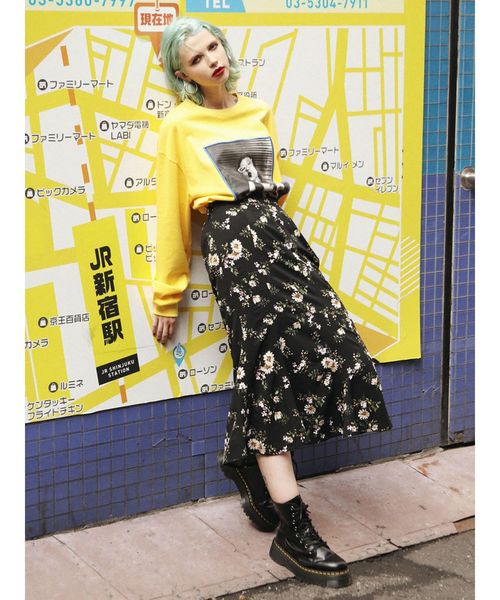 jouetie（ジュエティ）の「ガールフォトロンT（Tシャツ/カットソー・レディース・オフホワイト/ブラック/イエロー・MEDIUM）」の5枚目の写真