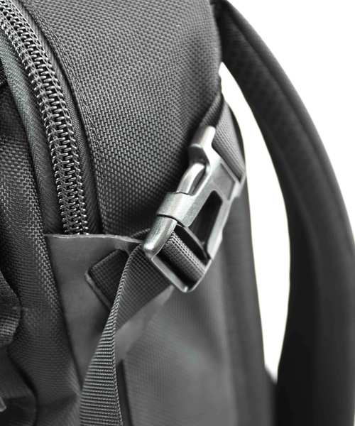 wdl.（ワームデザインラボ）の「【wdl.】DELTA / LIGHT PACK（バックパック/リュック・レディース・ブラック/ネイビー・FREE）」の7枚目の写真