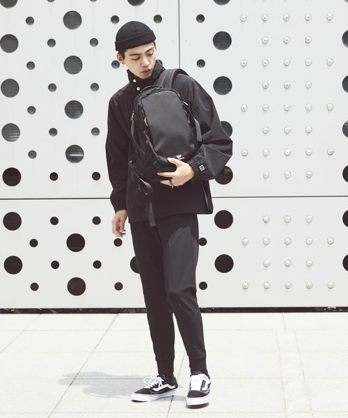 wdl.（ワームデザインラボ）の「【wdl.】DELTA / LIGHT PACK（バックパック/リュック・レディース・ブラック/ネイビー・FREE）」の13枚目の写真