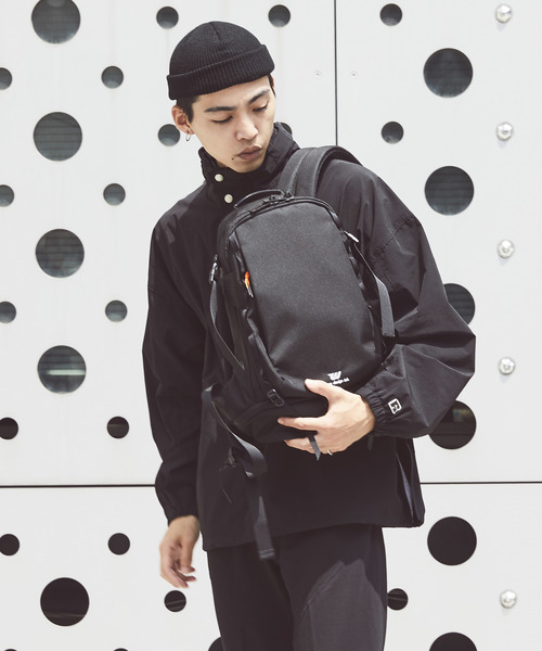 wdl.（ワームデザインラボ）の「【wdl.】DELTA / LIGHT PACK（バックパック/リュック・レディース・ブラック/ネイビー・FREE）」の14枚目の写真