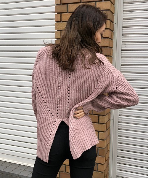 ENVYM（アンビー）の「ＶネックアイレットＫＮＩＴ（ニット/セーター・レディース・ブラック/ベージュ/ピンク・FREE）」の5枚目の写真