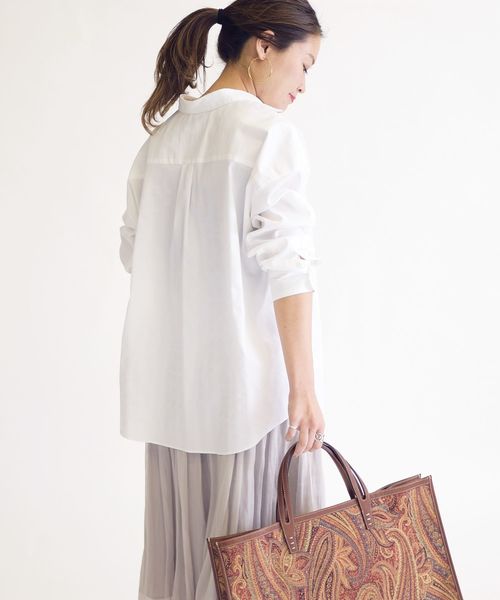 SHIPS(シップス)の「【Cangioli】ビッグシャツ◇(シャツ/ブラウス・レディース・ライトホワイト/ベージュ/ミント/サックスブルー・36/38)」の7枚目の写真