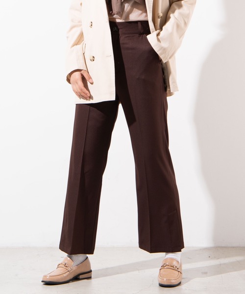 WEGO（ウィゴー）の「WEGO/センタープレスカラーパンツ（スラックス・レディース・ブラック/ナチュラル/ライトピンク/グリーン系その他/サックスブルー/ブラウン/ダークブラウン/アイボリー・FREE）」の4枚目の写真