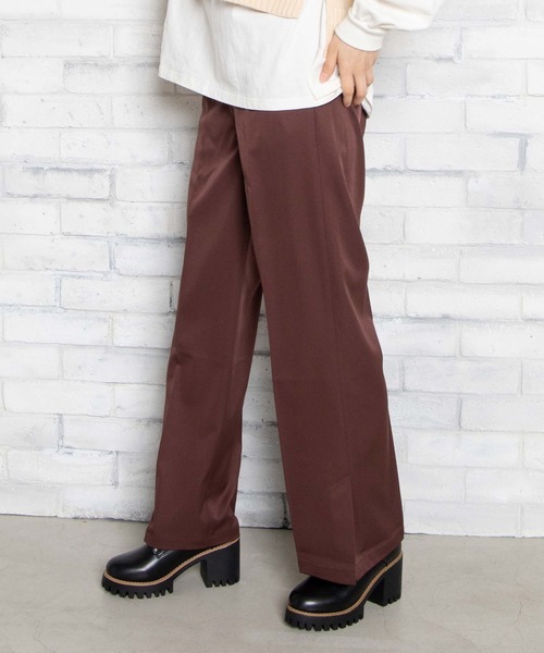 WEGO（ウィゴー）の「WEGO/センタープレスカラーパンツ（スラックス・レディース・ブラック/ナチュラル/ライトピンク/グリーン系その他/サックスブルー/ブラウン/ダークブラウン/アイボリー・FREE）」の5枚目の写真