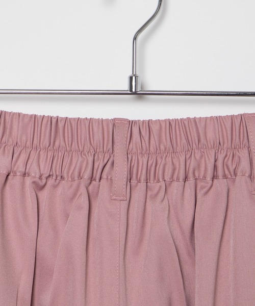 WEGO（ウィゴー）の「WEGO/センタープレスカラーパンツ（スラックス・レディース・ブラック/ナチュラル/ライトピンク/グリーン系その他/サックスブルー/ブラウン/ダークブラウン/アイボリー・FREE）」の22枚目の写真