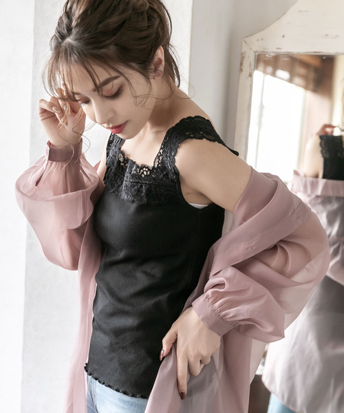 Newlyme(ニューリーミー)の「ショルダーレース裾フリルリブキャミソール(キャミソール・レディース・ホワイト/ブラック/ピンク/モカ/ラベンダー/ベージュ/ブルー/サンドベージュ/ブラウン/ピンクベージュ・MEDIUM/LARGE/X-LARGE/SMALL/XX-LARGE)」の16枚目の写真