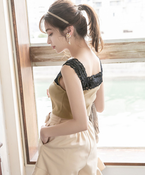 Newlyme(ニューリーミー)の「ショルダーレース裾フリルリブキャミソール(キャミソール・レディース・ホワイト/ブラック/ピンク/モカ/ラベンダー/ベージュ/ブルー/サンドベージュ/ブラウン/ピンクベージュ・MEDIUM/LARGE/X-LARGE/SMALL/XX-LARGE)」の19枚目の写真