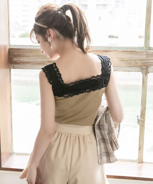 Newlyme(ニューリーミー)の「ショルダーレース裾フリルリブキャミソール(キャミソール・レディース・ホワイト/ブラック/ピンク/モカ/ラベンダー/ベージュ/ブルー/サンドベージュ/ブラウン/ピンクベージュ・MEDIUM/LARGE/X-LARGE/SMALL/XX-LARGE)」の20枚目の写真