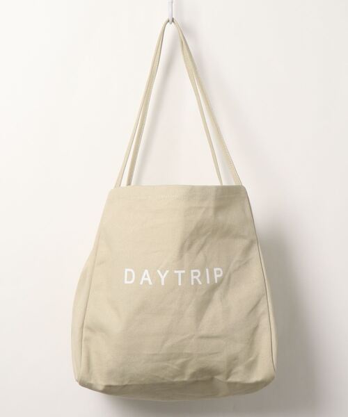 Riberry(リベリー)の「ロゴビッグトート(トートバッグ・レディース・アイボリー/ブラック/ブラウン/ベージュ・FREE)」の8枚目の写真