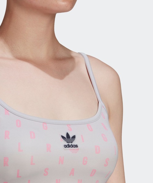 adidas（アディダス）の「スパゲッティストラップ トップ